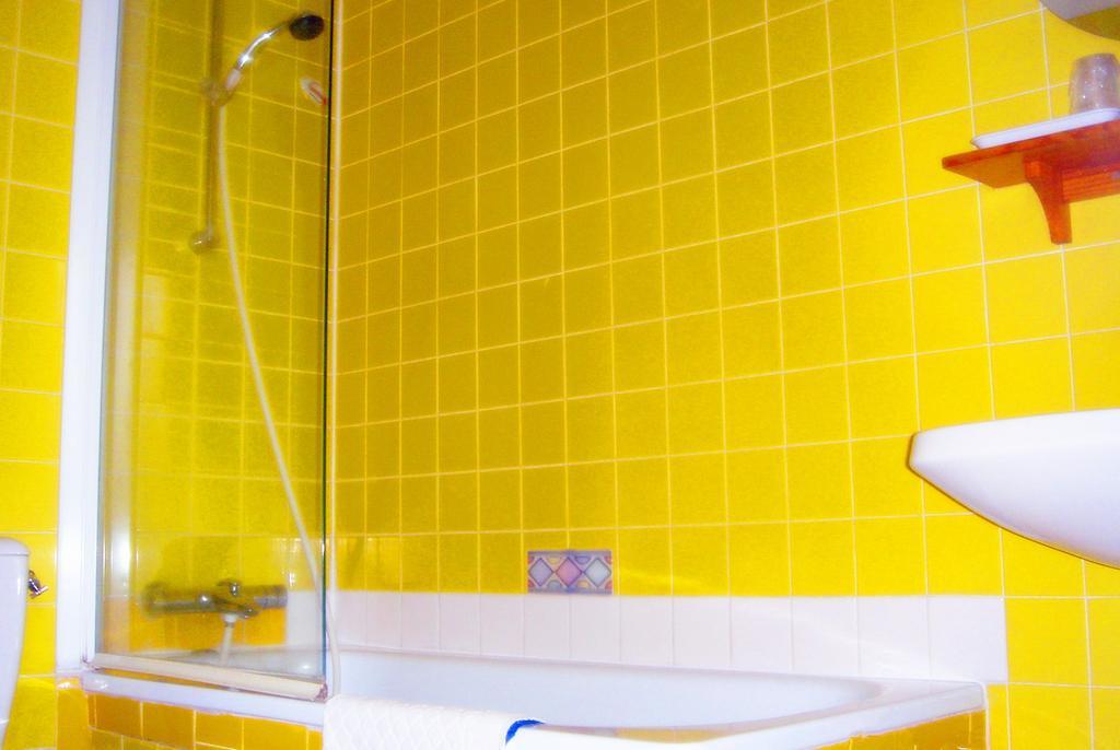 Motel Des Bruyeres Lamotte-Beuvron Habitación foto